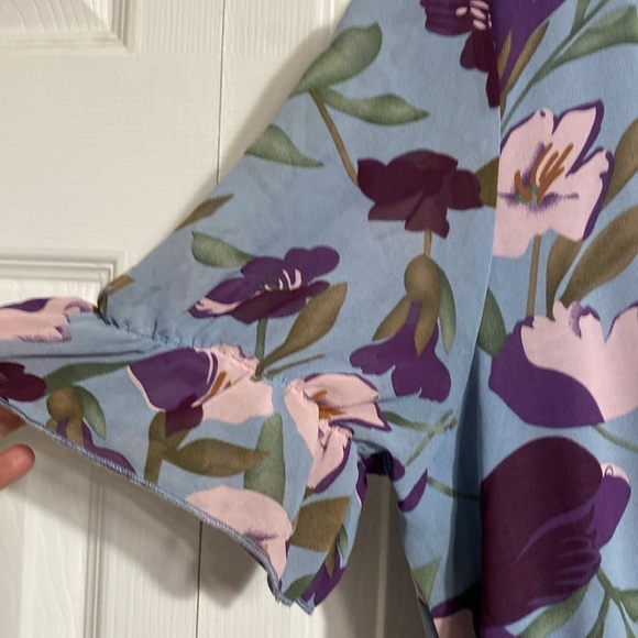 Light Blue lined floral dress Size LARGE - Picture 7 of 12